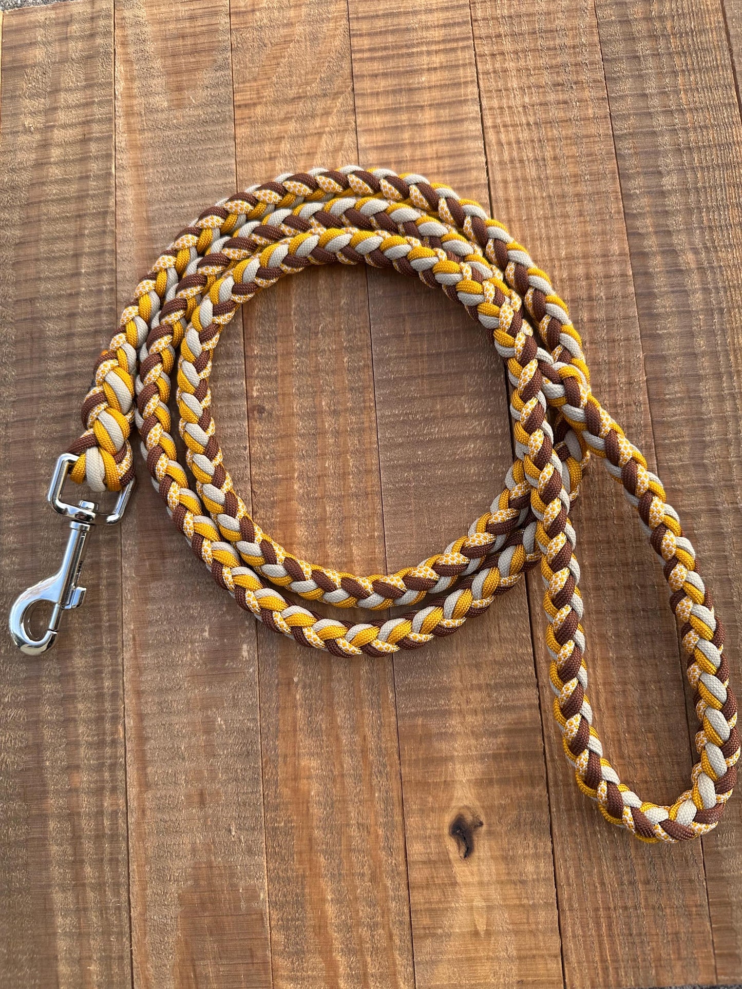 Honey Paracord dog leash, 5 ft dog leash